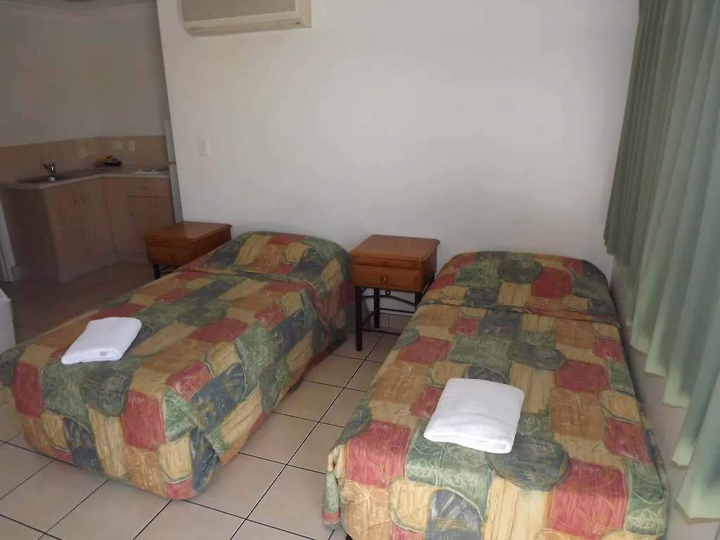 Cambridge Hotel Motel Rockhampton Australia