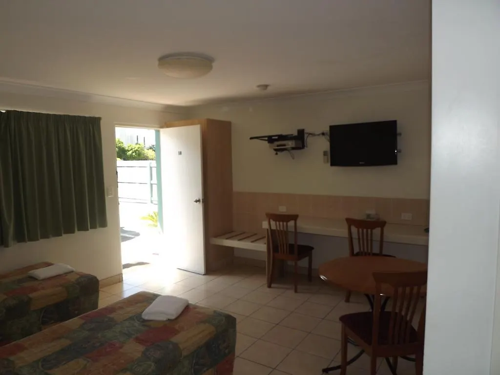 Cambridge Hotel Motel Rockhampton 3*,  Australia